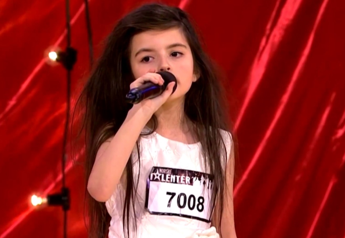 Stille Bare overfyldt Creep Angelina Jordan Fly Me To The Moon | L.O.A L.O.A Christian Network